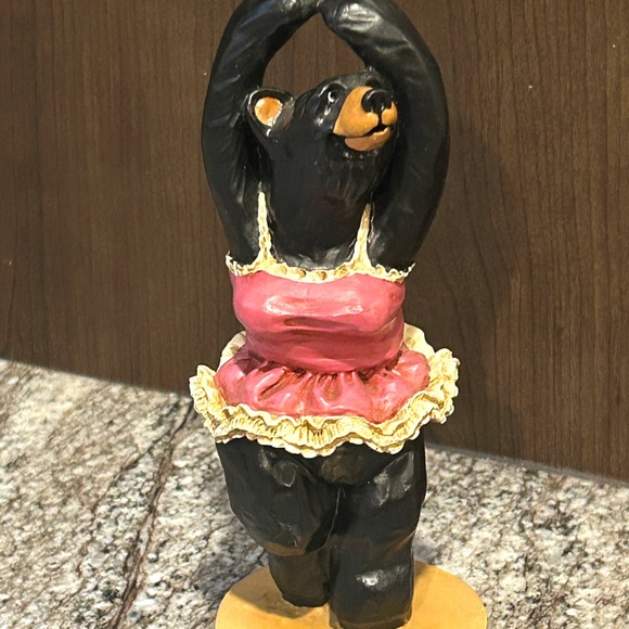 Vintage 2004 World Wide Dance Fever Black Bear Figurine by Artist Rick J Rowley - Picture 1 of 8